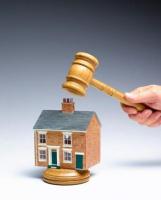 Новость Суд запретил банкам отбирать имущество у должников Недвижимость
