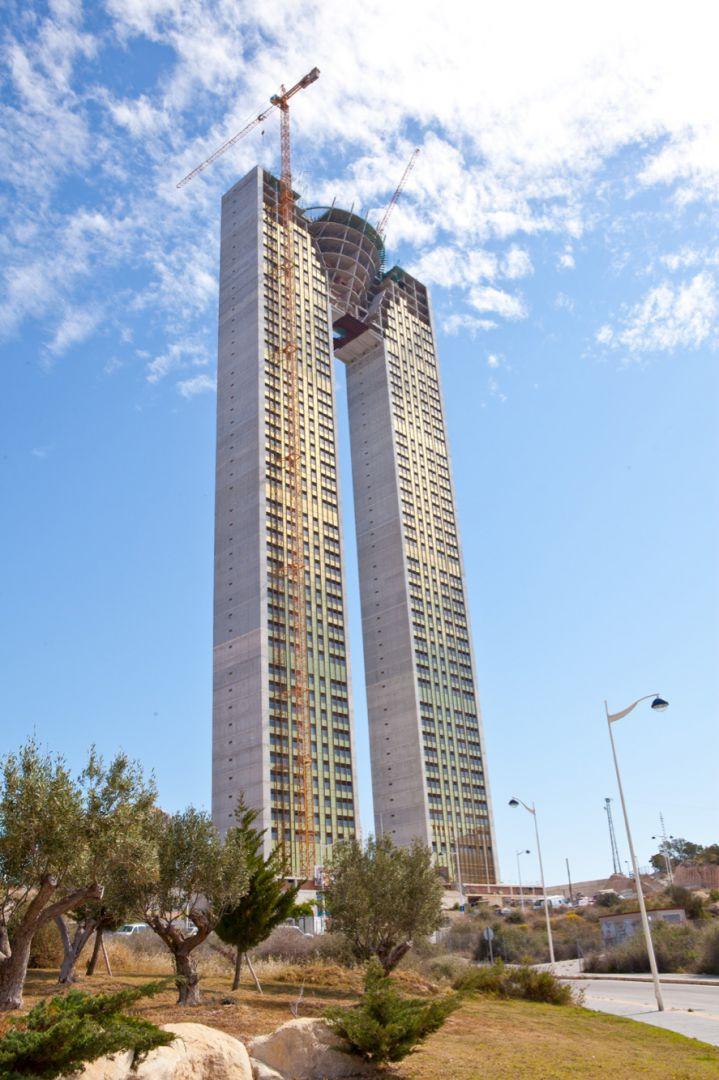 самое высокое здание сочи